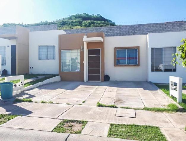HOUSE FOR SALE IN REAL DEL VALLE                                                                                                                      