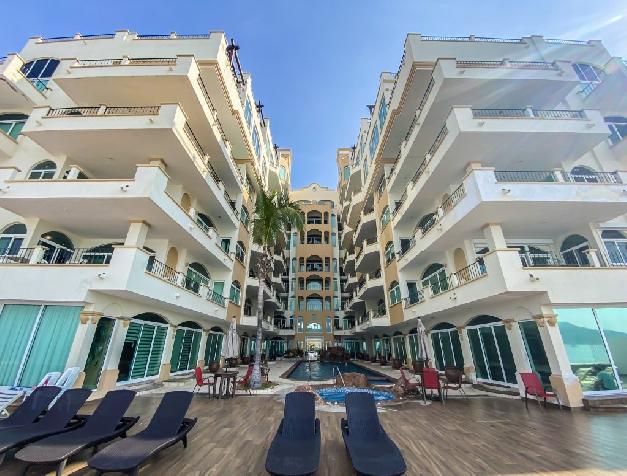  OCEAN VIEW CONDO IN TIARA SANDS                                                                                                                      