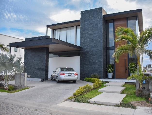 House in Marina El CID