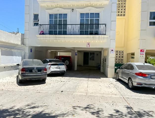 2 Bedroom Condo in Playa Sur 