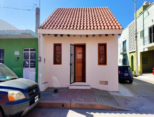 HOUSE FOR SALE IN THE HISTORIC CENTER