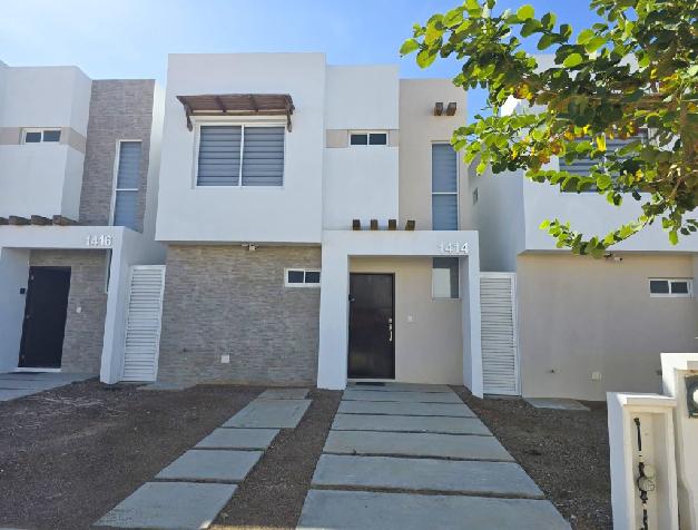 Three Bedroom home in Almarena