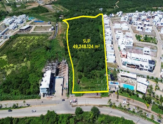 Exquisite location of developable land